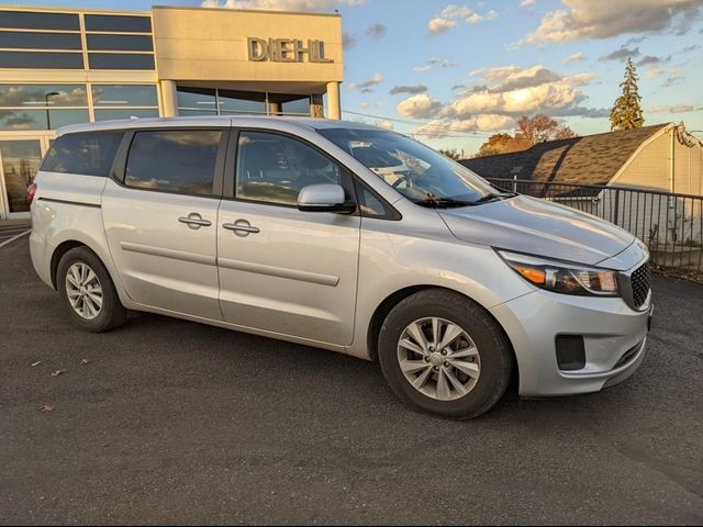 2017 Kia Sedona LX