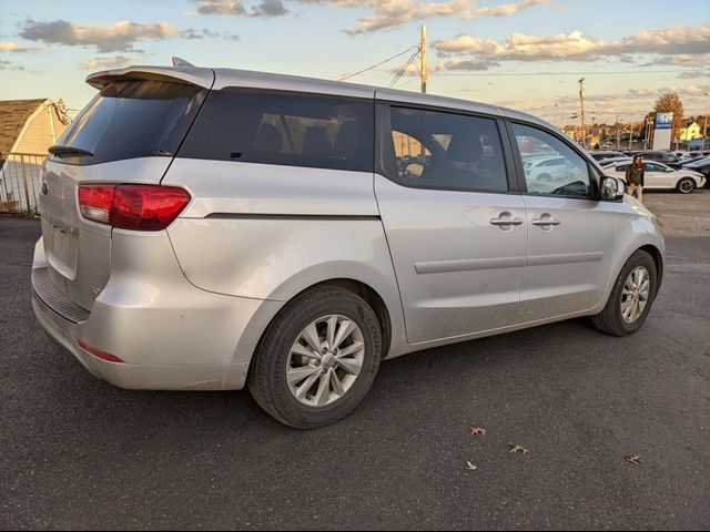 2017 Kia Sedona LX