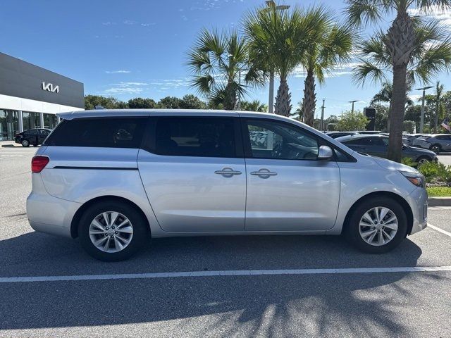 2017 Kia Sedona LX