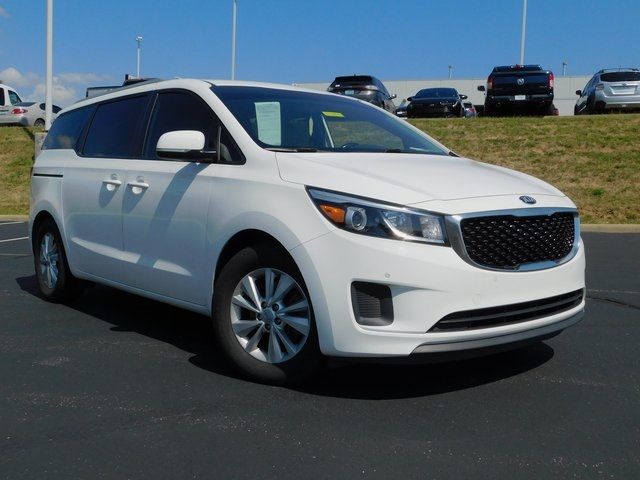 2017 Kia Sedona LX