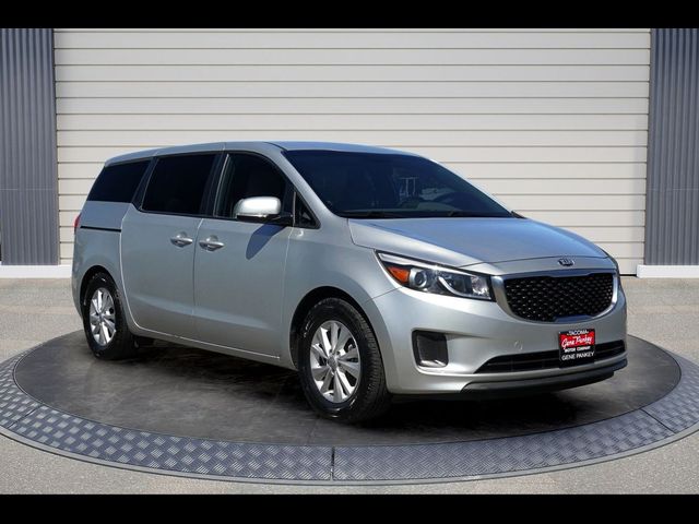 2017 Kia Sedona LX