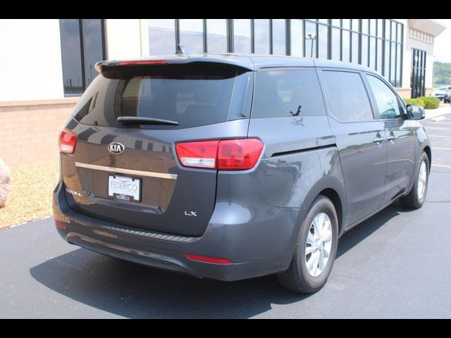 2017 Kia Sedona LX