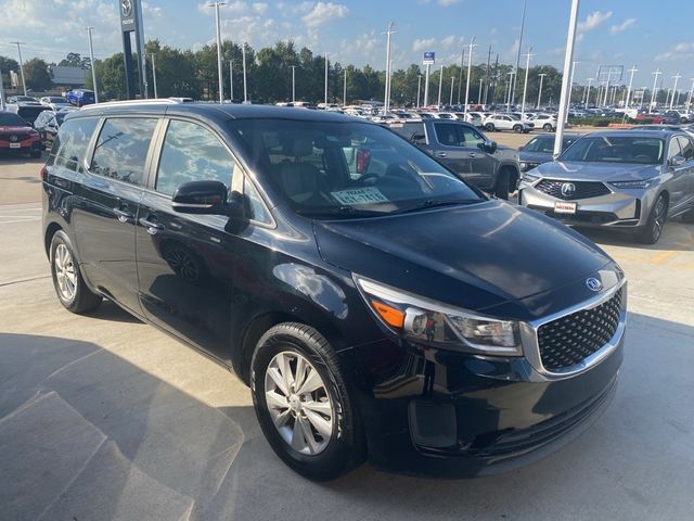 2017 Kia Sedona LX