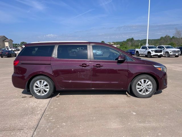 2017 Kia Sedona LX