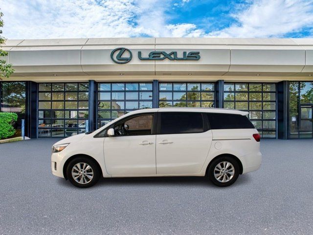 2017 Kia Sedona LX