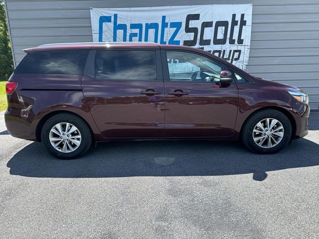 2017 Kia Sedona LX