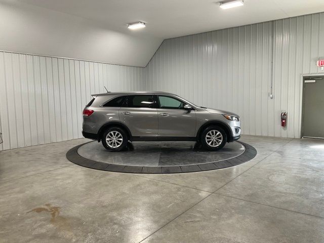 2017 Kia Sorento L