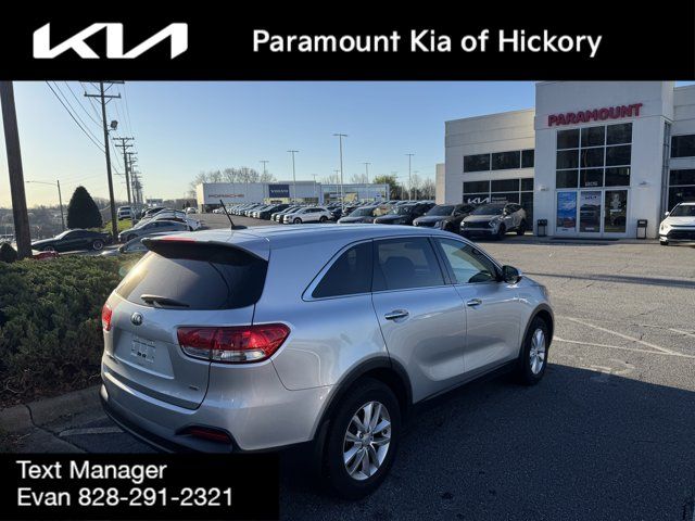 2017 Kia Sorento L