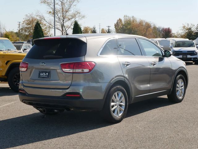 2017 Kia Sorento L