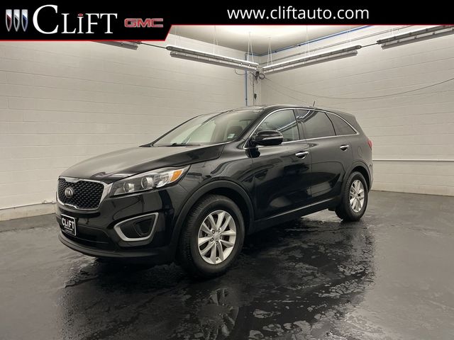 2017 Kia Sorento L