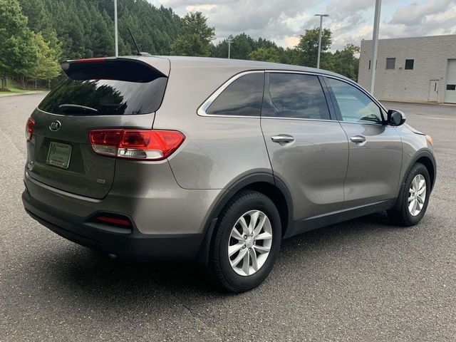 2017 Kia Sorento L