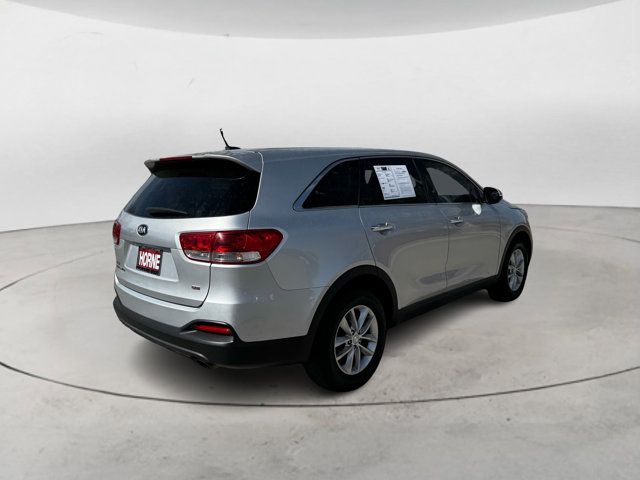 2017 Kia Sorento L