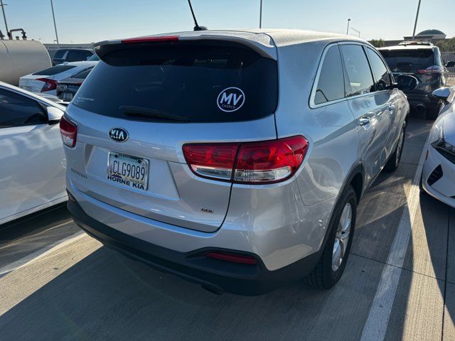 2017 Kia Sorento L