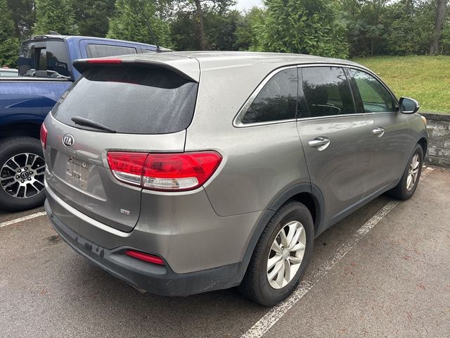 2017 Kia Sorento L