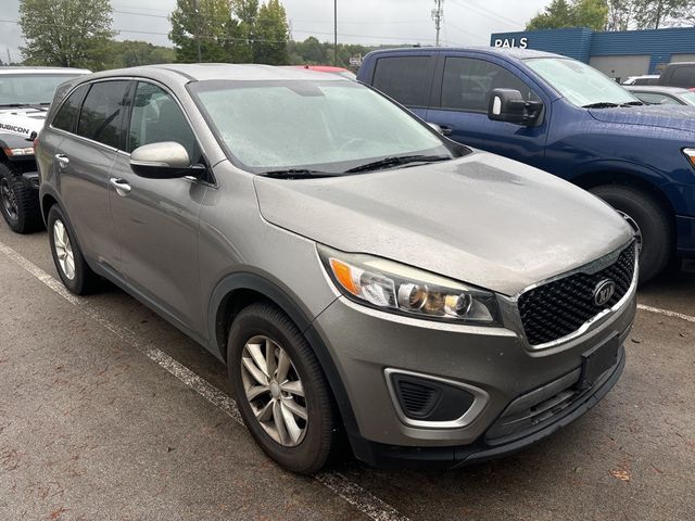 2017 Kia Sorento L