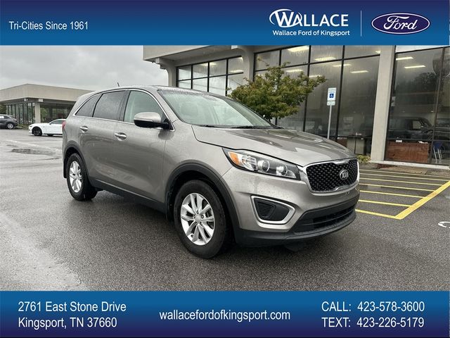 2017 Kia Sorento L