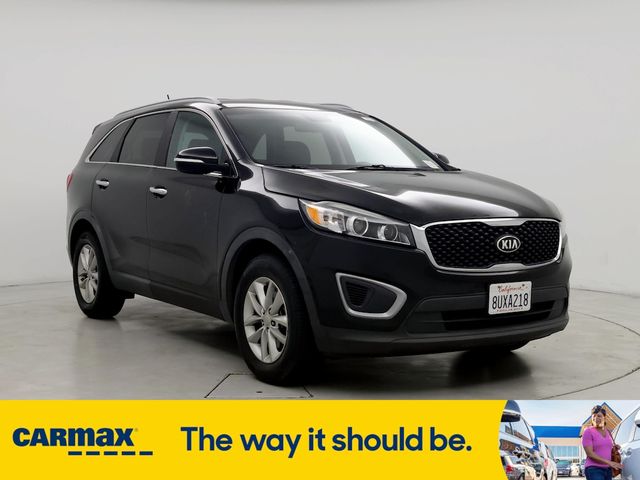 2017 Kia Sorento LX