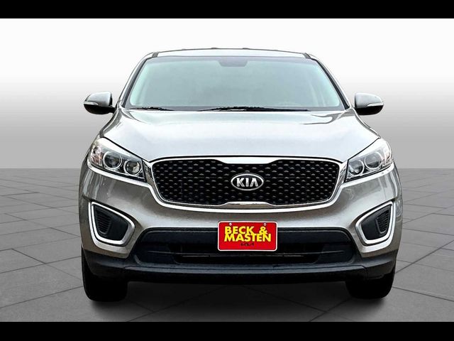 2017 Kia Sorento L