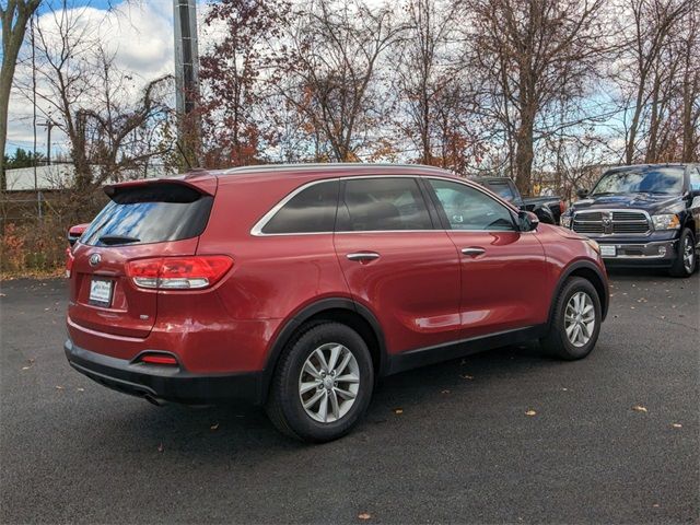 2017 Kia Sorento LX