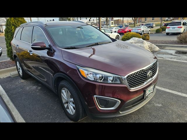 2017 Kia Sorento LX