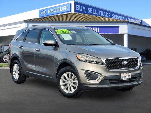 2017 Kia Sorento LX