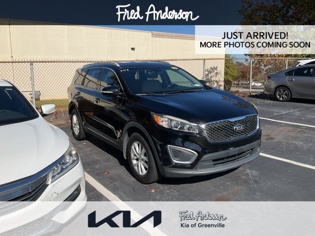 2017 Kia Sorento LX