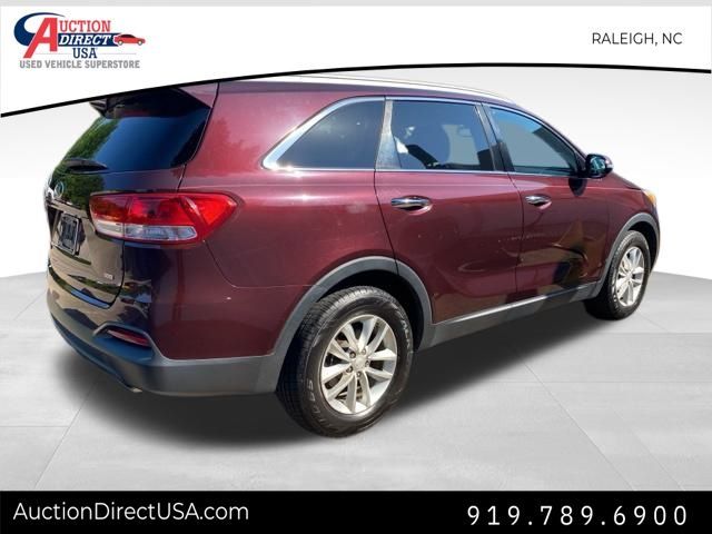 2017 Kia Sorento LX