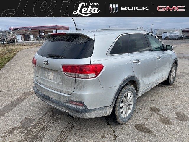 2017 Kia Sorento LX