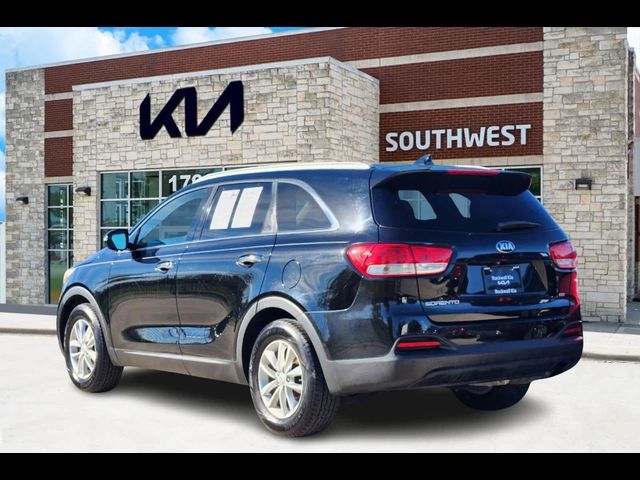 2017 Kia Sorento LX