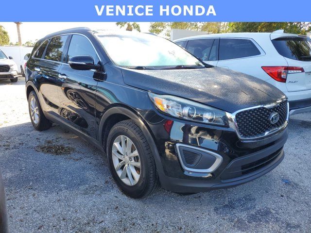 2017 Kia Sorento LX