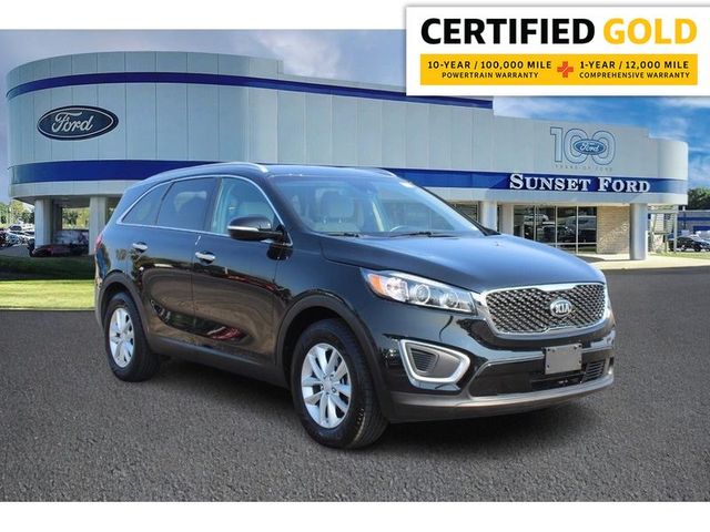 2017 Kia Sorento LX