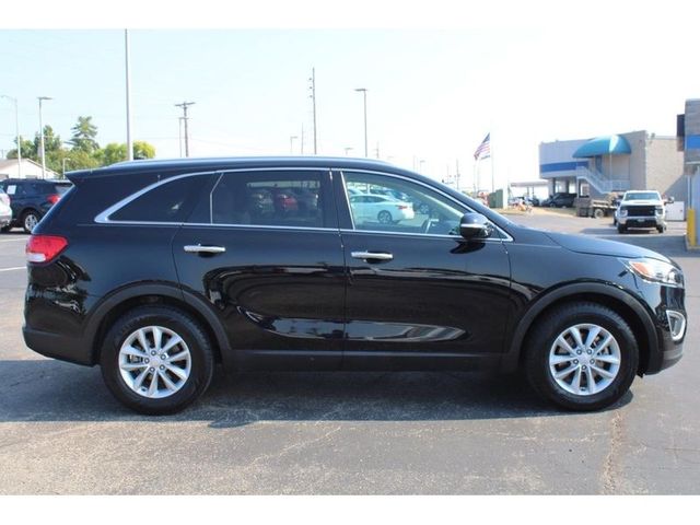 2017 Kia Sorento LX