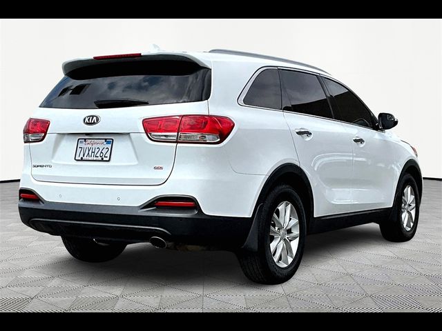 2017 Kia Sorento LX