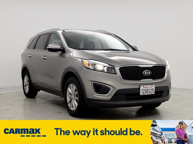 2017 Kia Sorento LX