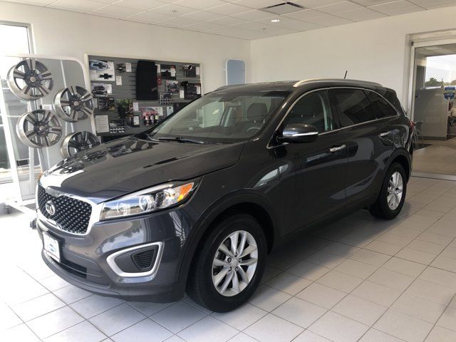 2017 Kia Sorento LX