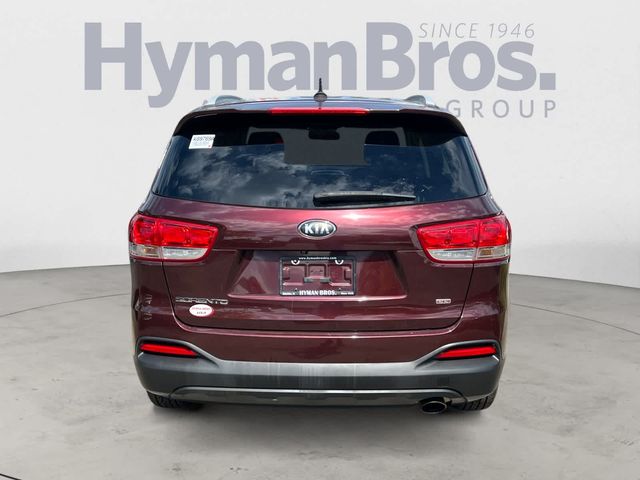 2017 Kia Sorento LX