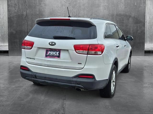 2017 Kia Sorento LX