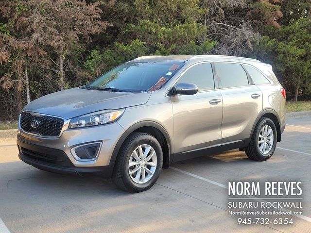 2017 Kia Sorento LX