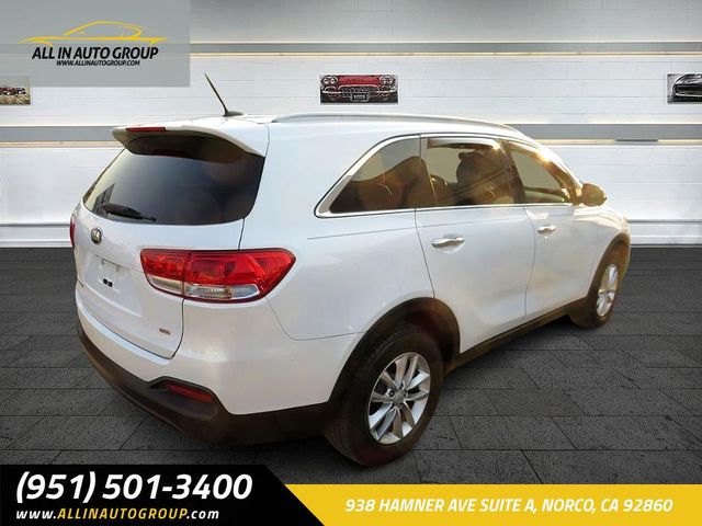 2017 Kia Sorento LX