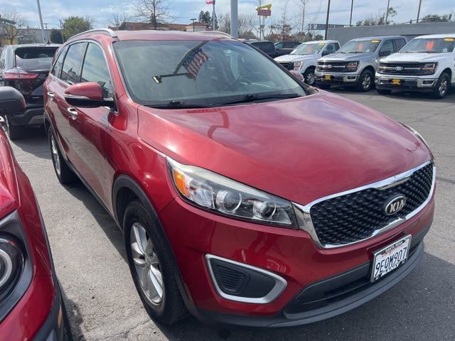 2017 Kia Sorento LX