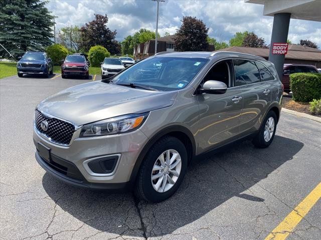 2017 Kia Sorento LX