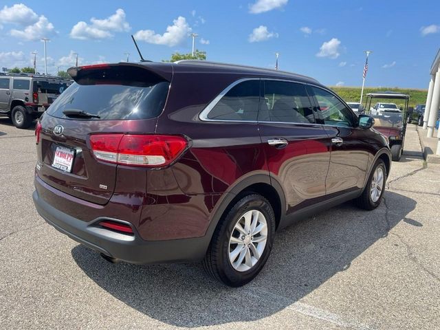 2017 Kia Sorento LX