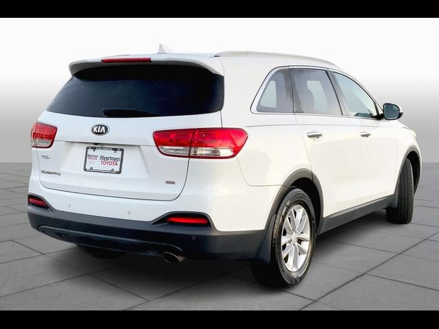 2017 Kia Sorento LX