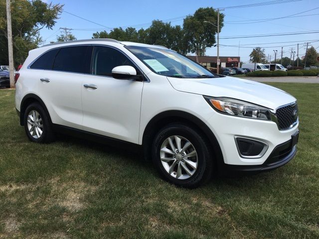 2017 Kia Sorento LX