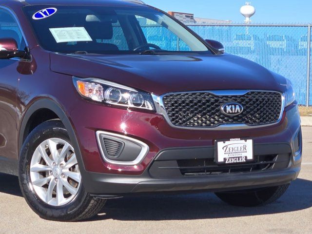 2017 Kia Sorento LX