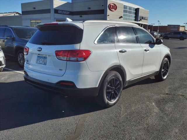 2017 Kia Sorento LX