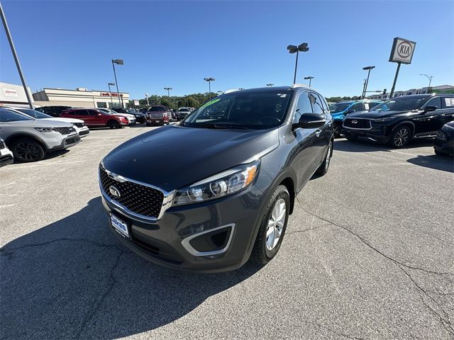 2017 Kia Sorento LX