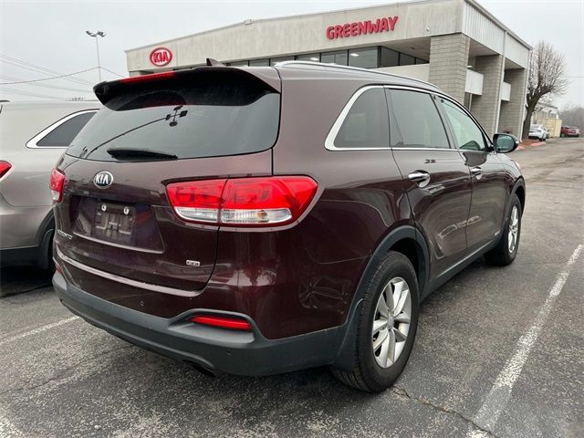 2017 Kia Sorento LX