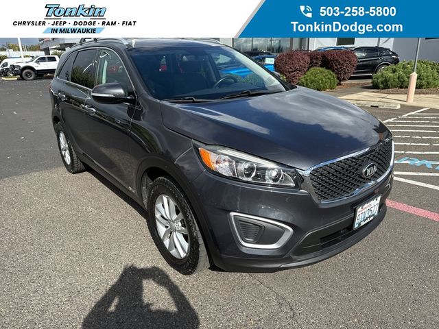 2017 Kia Sorento LX