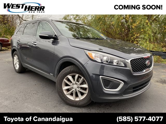 2017 Kia Sorento LX